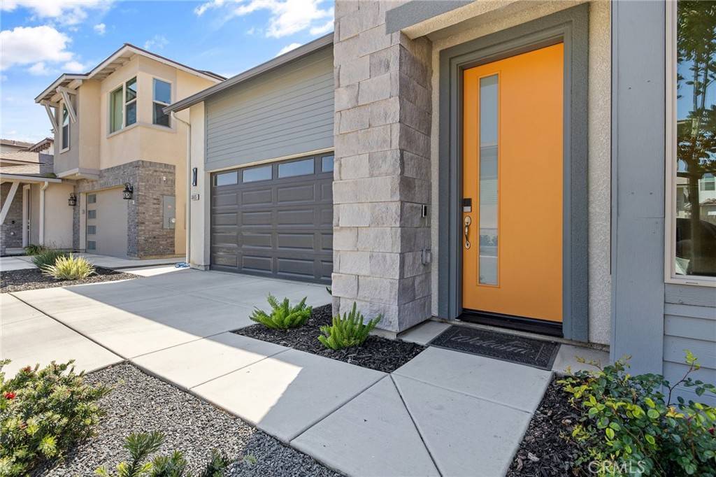 Visalia, CA 93277,3405 W Good AVE