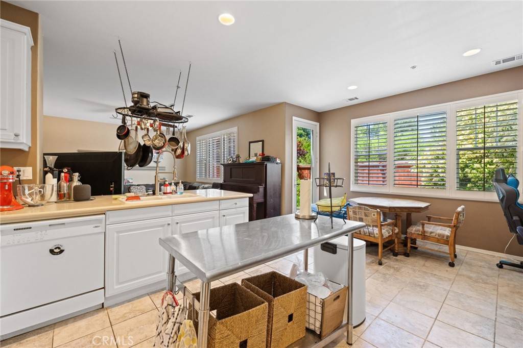 9133 Arbol Del Rosal WAY #230 Atascadero, CA 93422