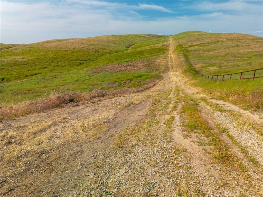 Paso Robles, CA 93446,3740 Gruenhagen