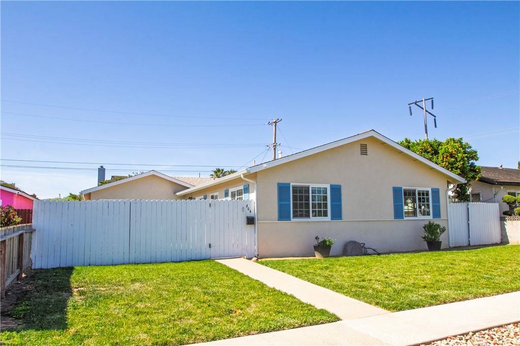 Lompoc, CA 93436,804 East Oak AVE
