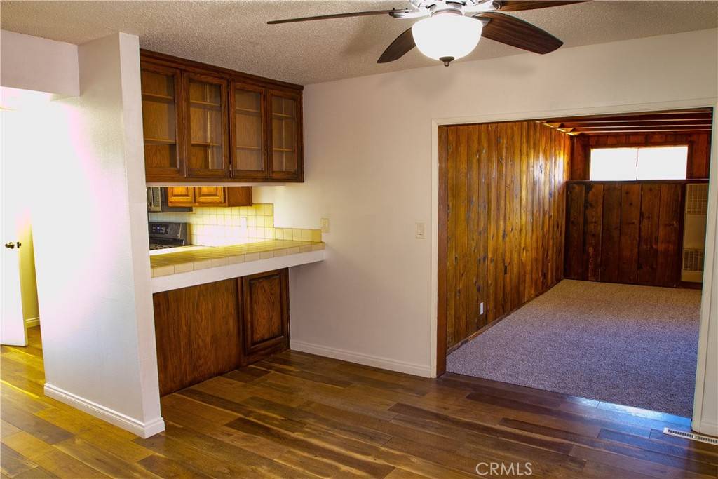Lompoc, CA 93436,804 East Oak AVE