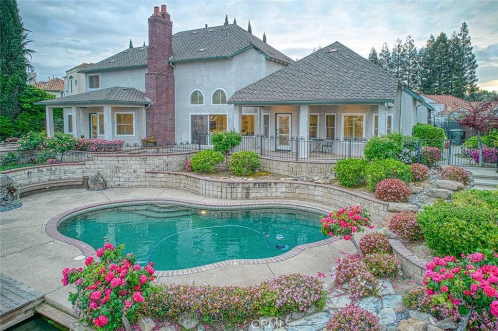Fresno, CA 93730,529 E Chesapeake CIR