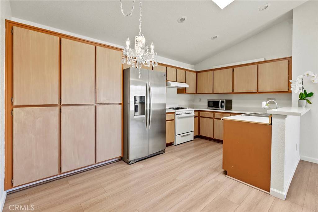 Santa Maria, CA 93454,220 E Grant ST #79