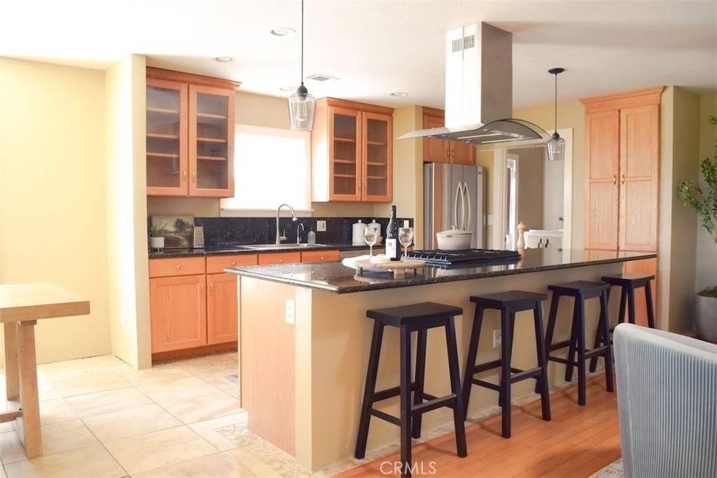 5 W 12th ST Paso Robles, CA 93446