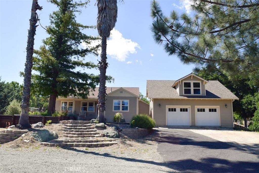 Paso Robles, CA 93446,5 W 12th ST