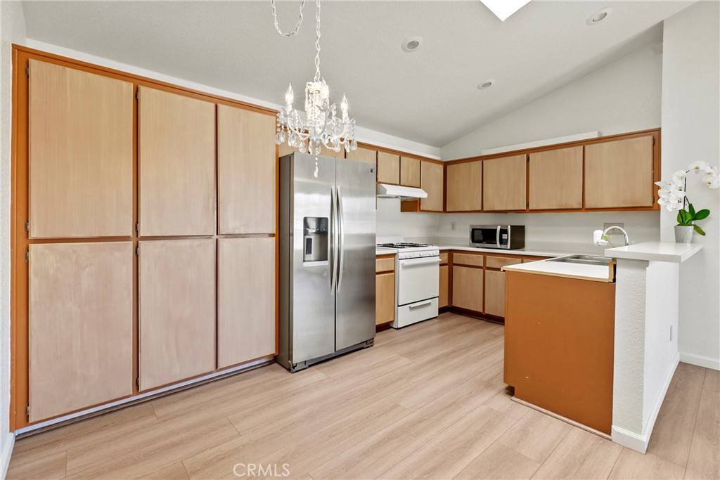 Santa Maria, CA 93454,220 E Grant ST #79