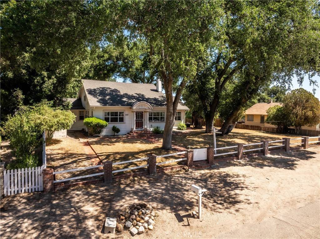 Paso Robles, CA 93446,117 17th ST