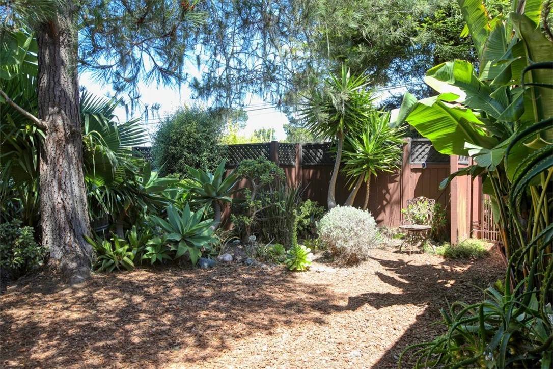 Cambria, CA 93428,798 Drake ST
