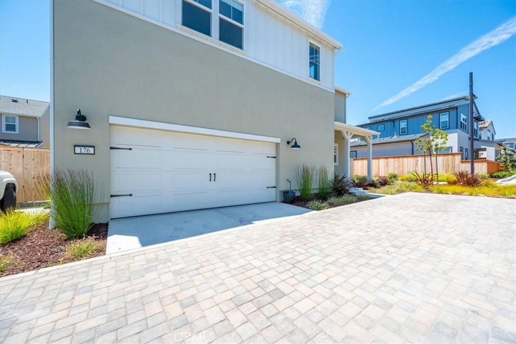 San Luis Obispo, CA 93401,176 Tango WAY