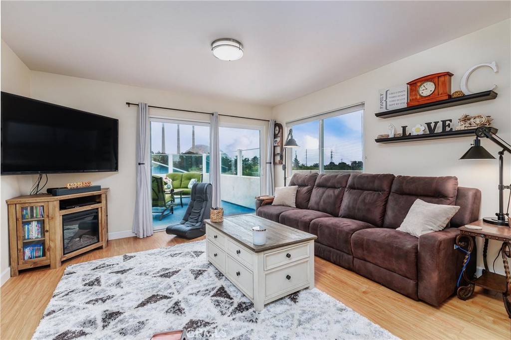 Morro Bay, CA 93442,448 Radcliff ST