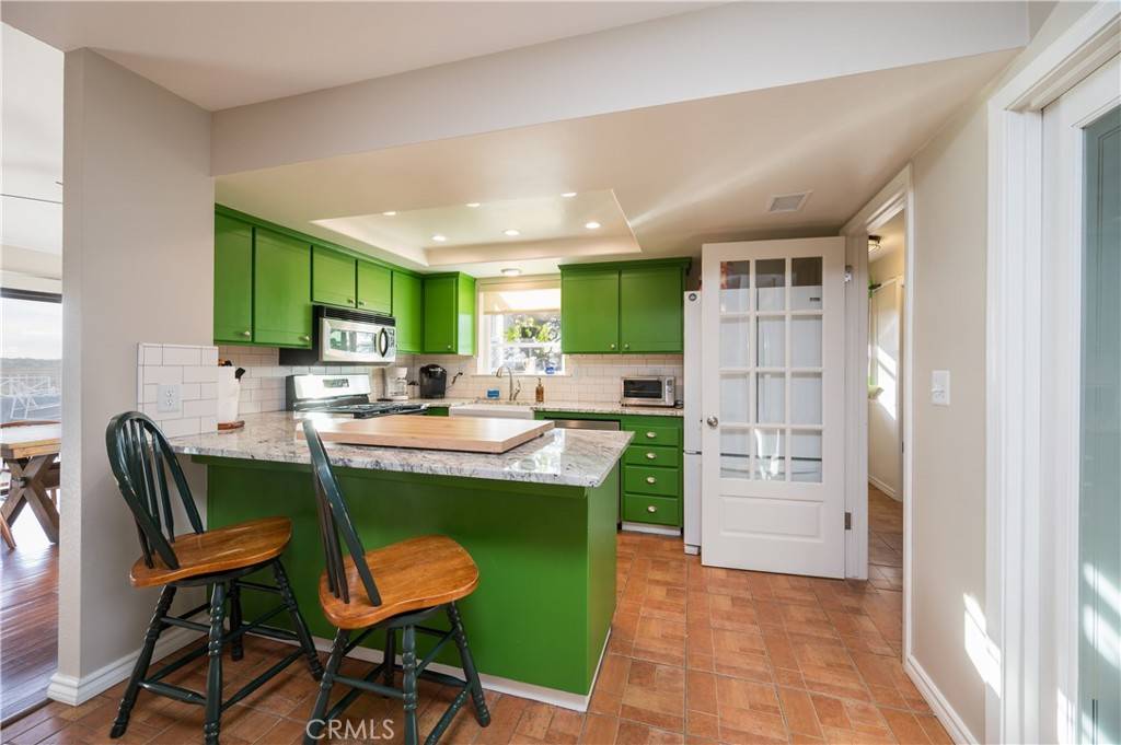 5175 White Tail Place Paso Robles, CA 93446