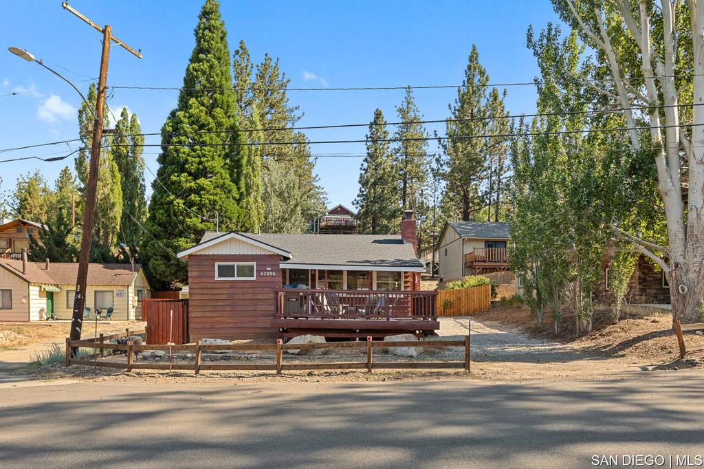 Big Bear, CA 92315,42896 Sonoma DR