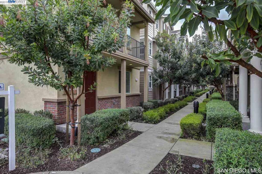 Hayward, CA 94544,75 Middleton Pl