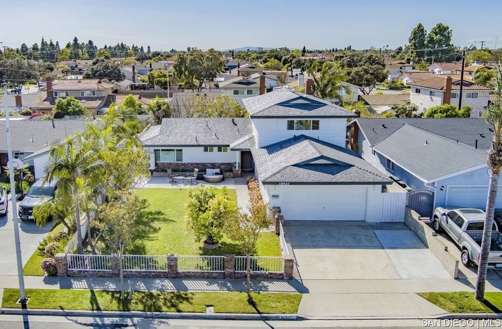 Fountain Valley, CA 92708,15927 Los Reyes Street