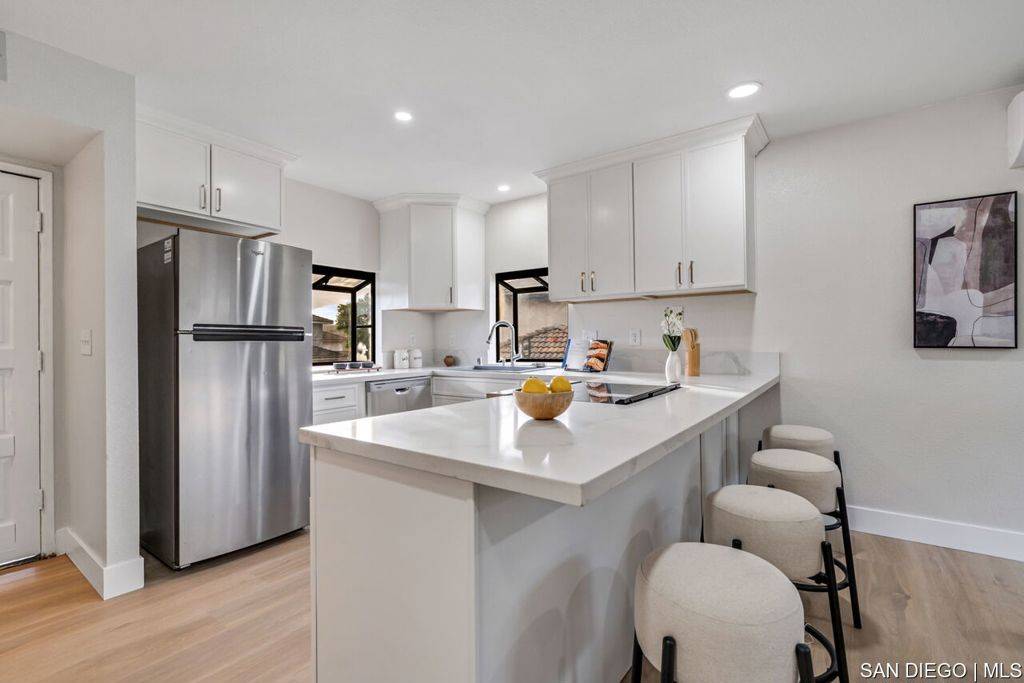 Lemon Grove, CA 91945,2351 Star Pine Dr