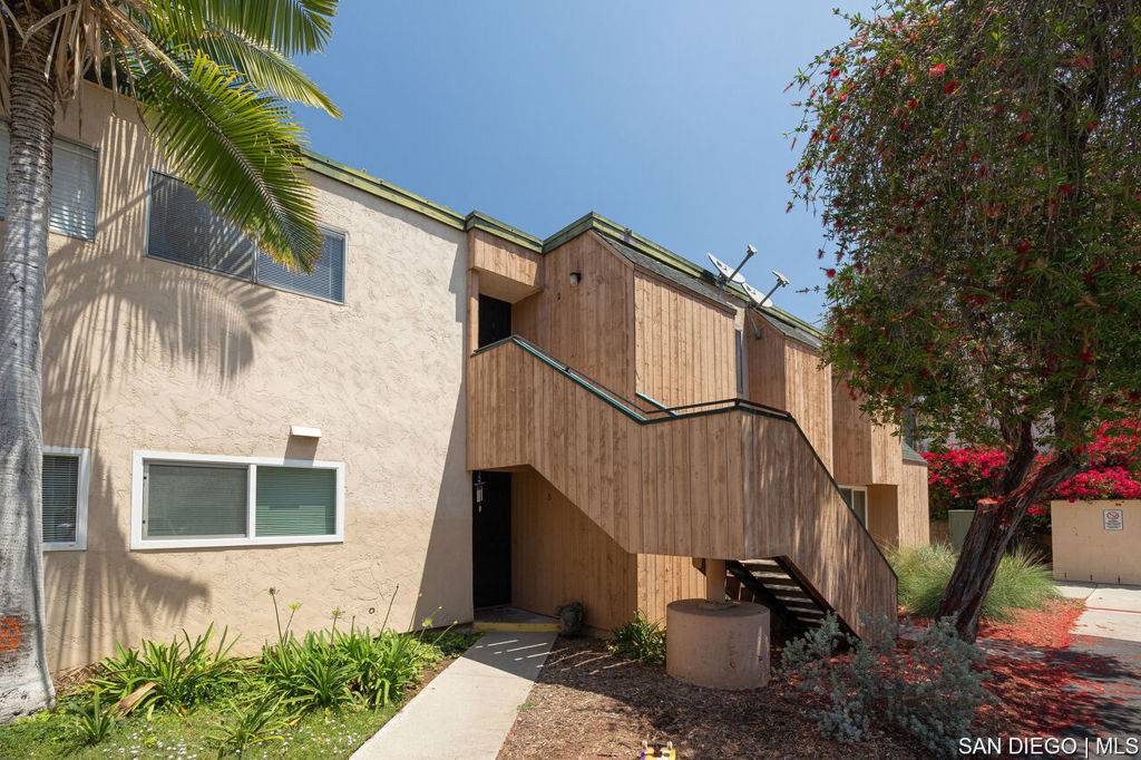 San Diego, CA 92119,8765 Lake Murray BLVD #UNIT 11