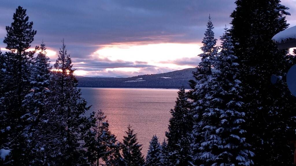 Lake Almanor Peninsula, CA 96137,618 W Mountain Ridge RD