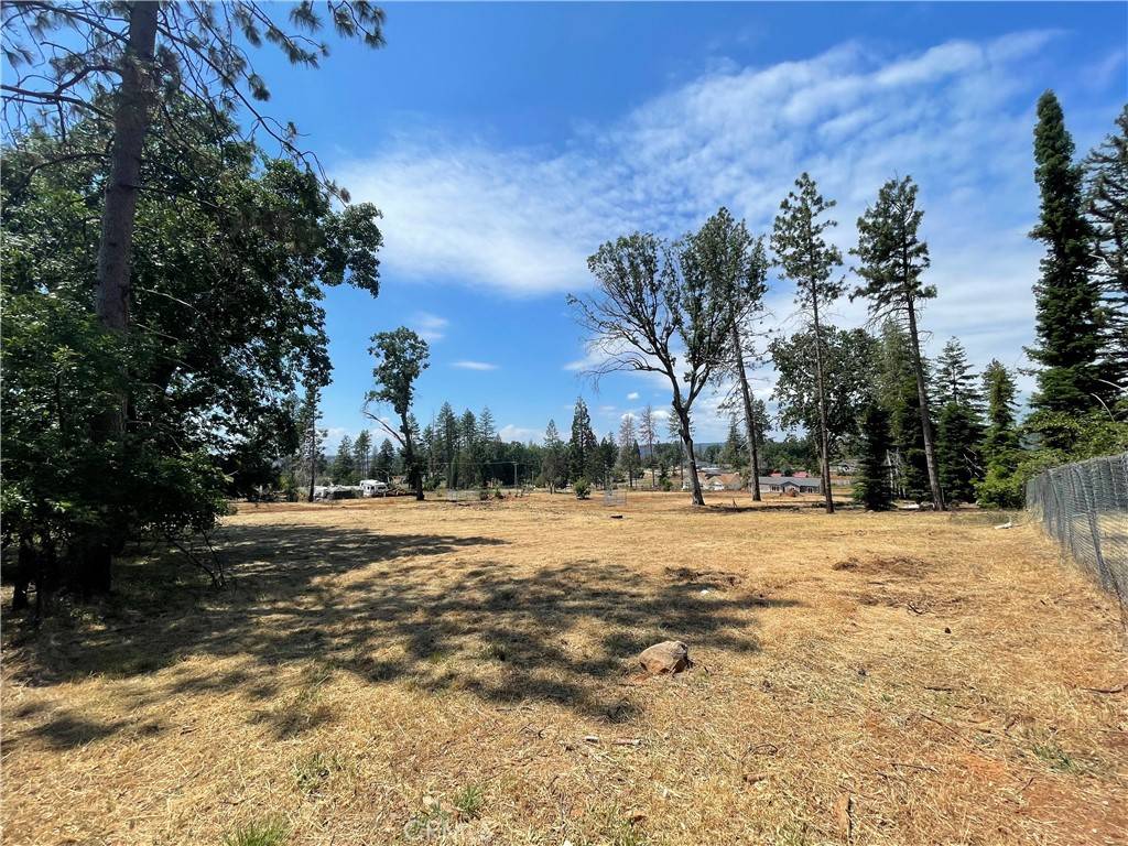 Paradise, CA 95969,676 Meyers LN