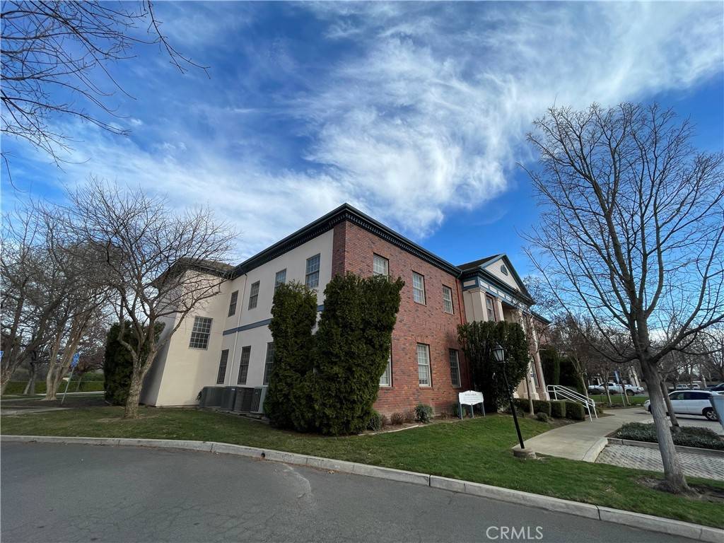 Chico, CA 95973,80 Independence CIR #110