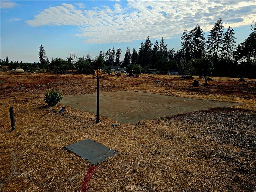 Paradise, CA 95969,2015 Picnic LN