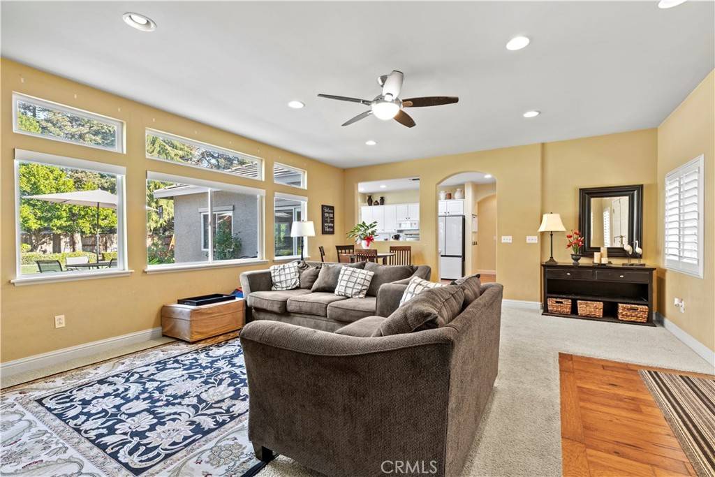 1106 Tess DR Arbuckle, CA 95912