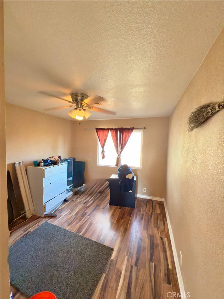 Los Molinos, CA 96055,25295 Josephine ST