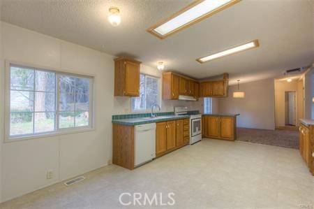 Bangor, CA 95914,2 Kimmie LN