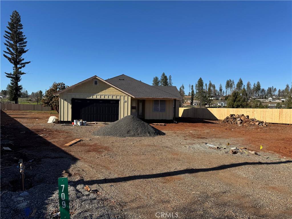 Paradise, CA 95969,709 Poppy LN