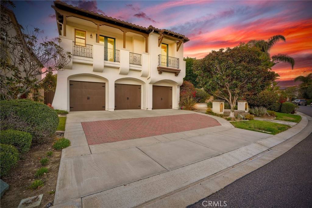 San Diego, CA 92130,5480 Valerio TRL