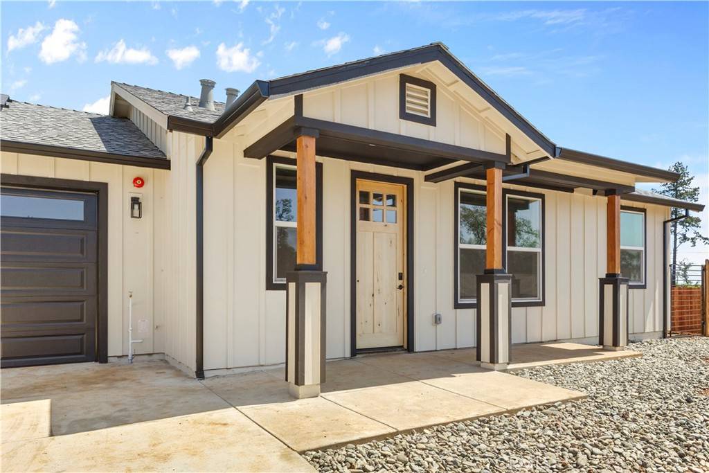Paradise, CA 95969,5226 Squire LN