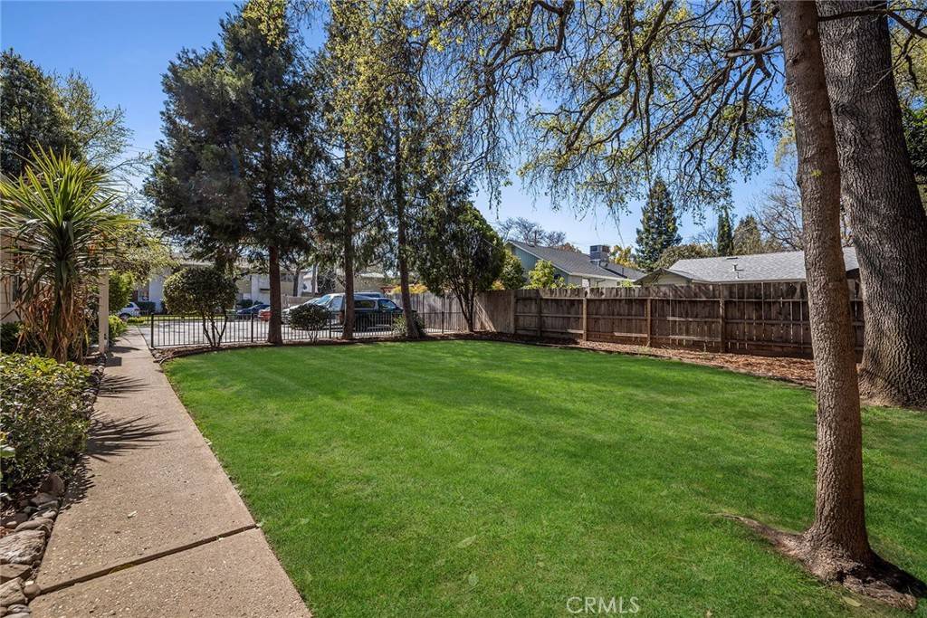 Chico, CA 95926,570 E 3rd AVE