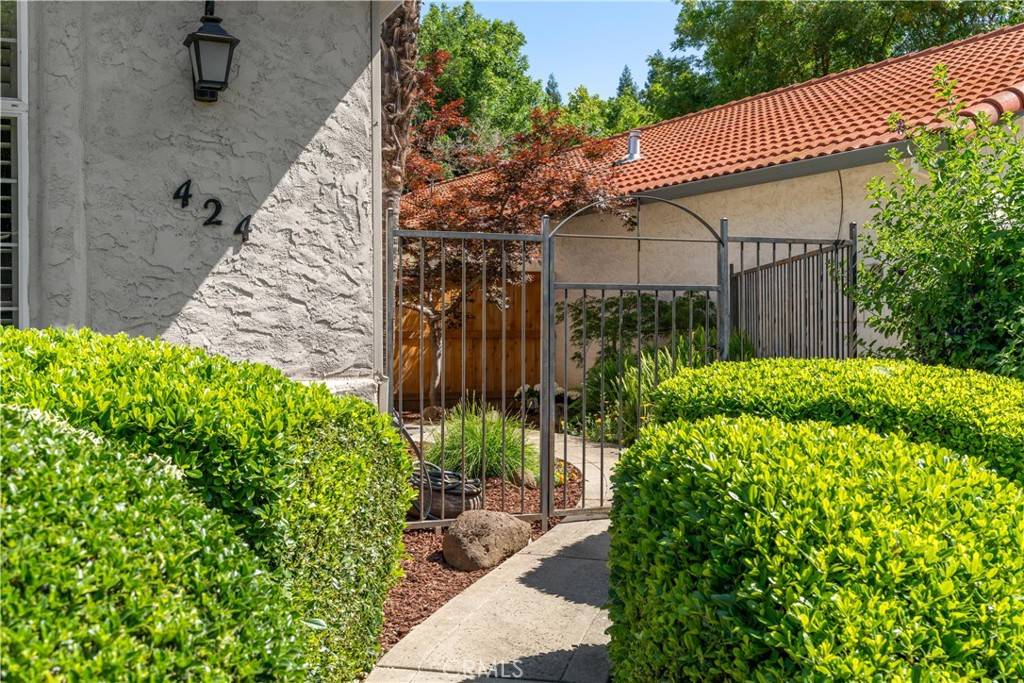 Chico, CA 95926,424 Mission Santa Fe CIR