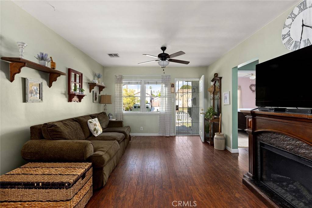 Mission Hills (san Fernando), CA 91345,11031 Arbuckle AVE