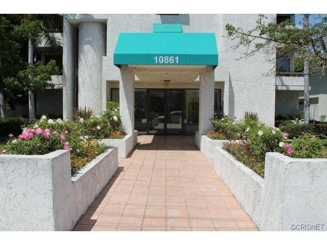 North Hollywood, CA 91602,10861 Moorpark ST #111