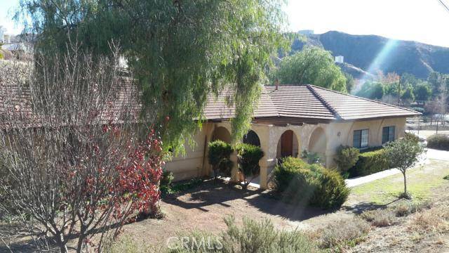 Saugus, CA 91390,28809 Bouquet Canyon RD