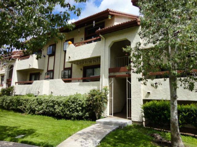 Canyon Country, CA 91387,18193 Sundowner WAY #820