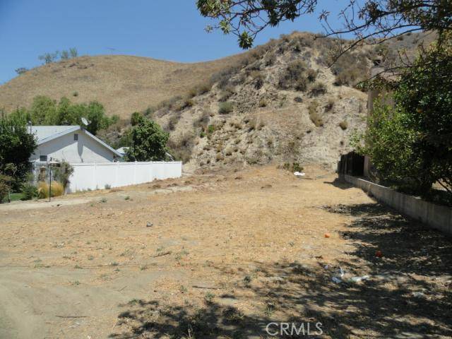 Castaic, CA 91384,0 Paradise Rd. (East)