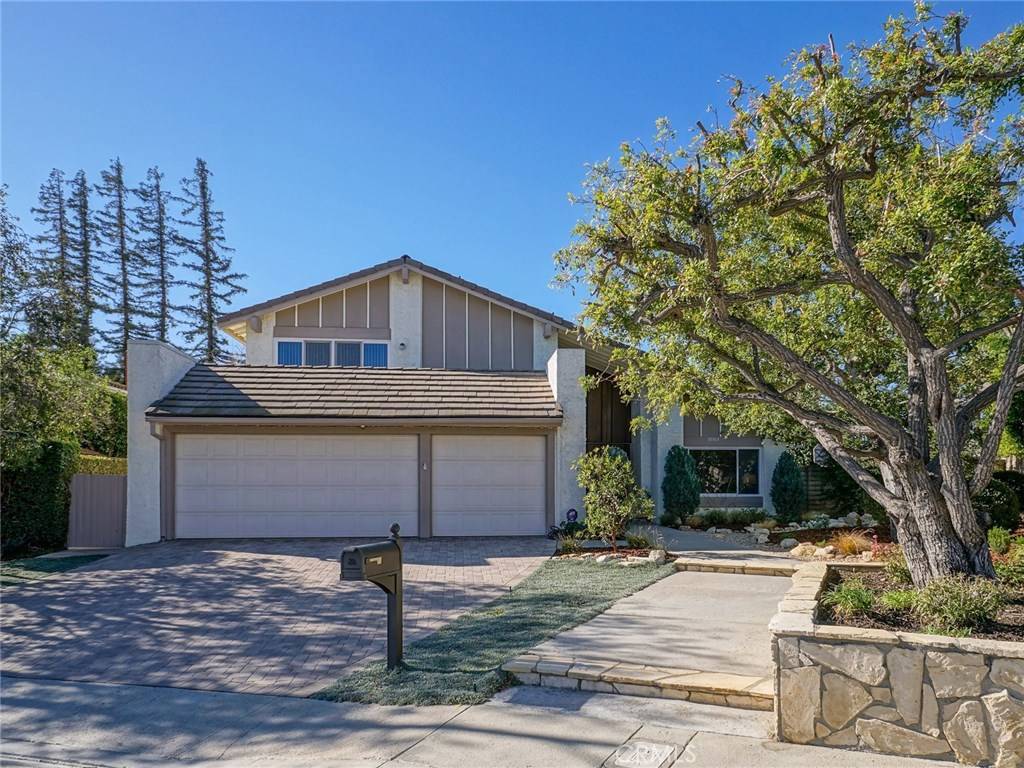 Porter Ranch, CA 91326,18563 Calle Vista CIR