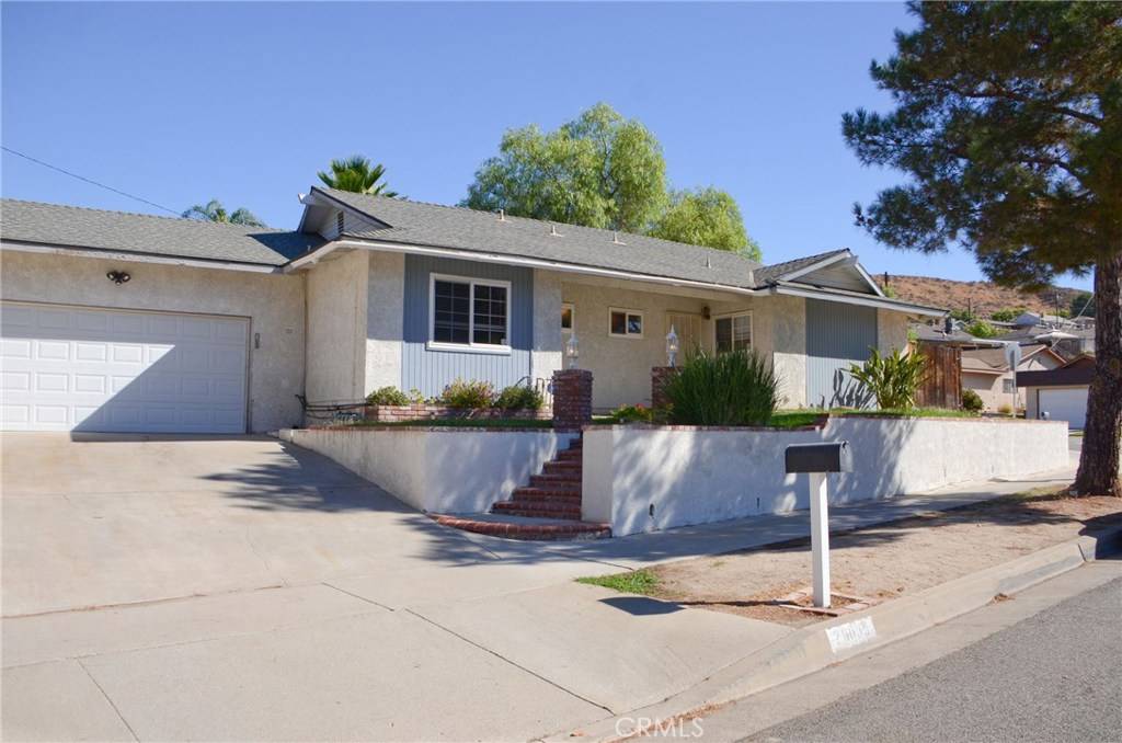 Canyon Country, CA 91351,20005 Ermine ST