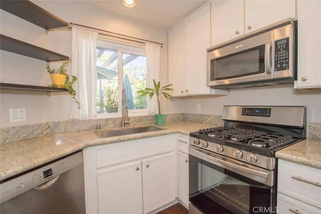 Rancho Santa Margarita, CA 92688,16 Via Garceta