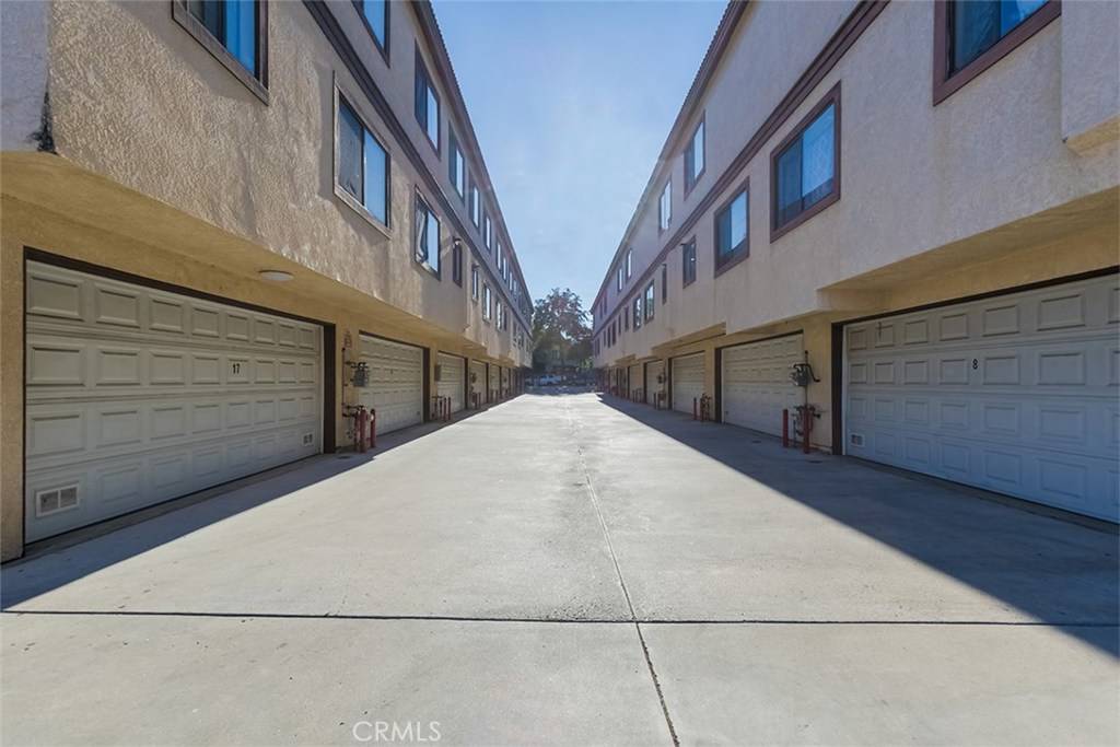 Panorama City, CA 91402,8834 Willis AVE #16B