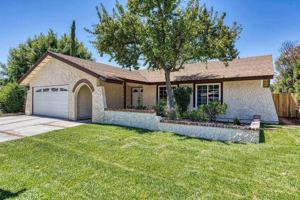 Saugus, CA 91350,28265 Robin AVE