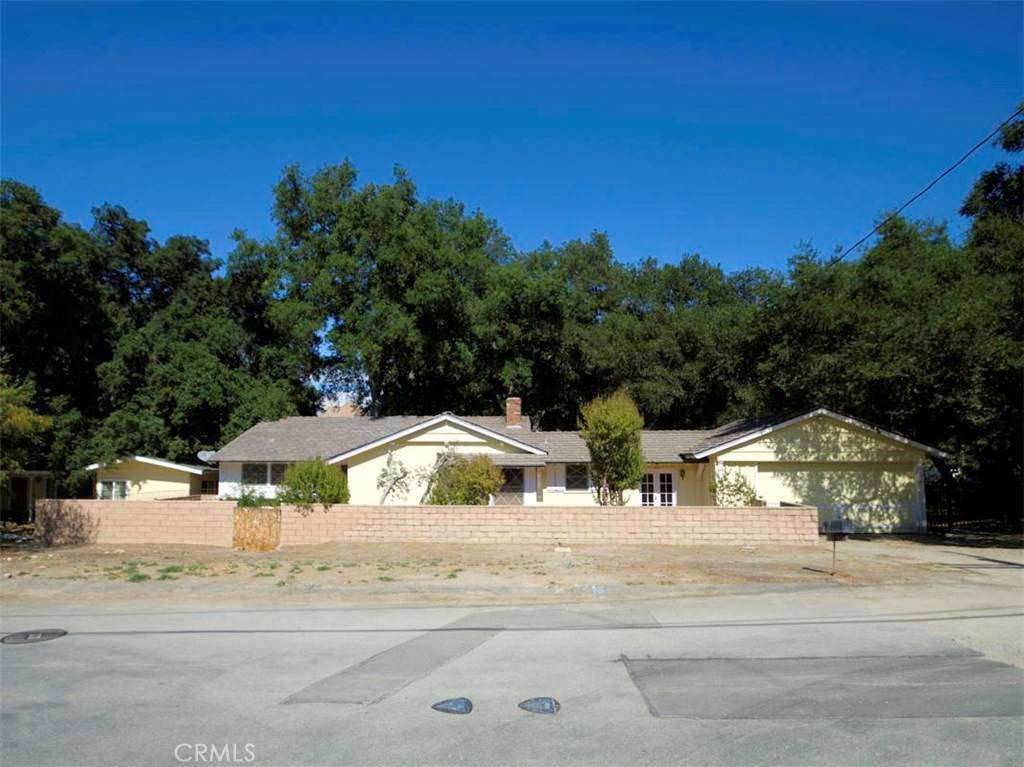 Newhall, CA 91321,24150 Cross ST