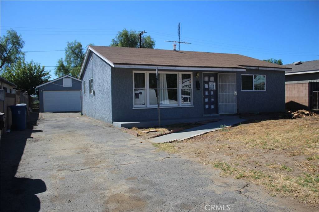 San Fernando, CA 91340,1624 Coronel