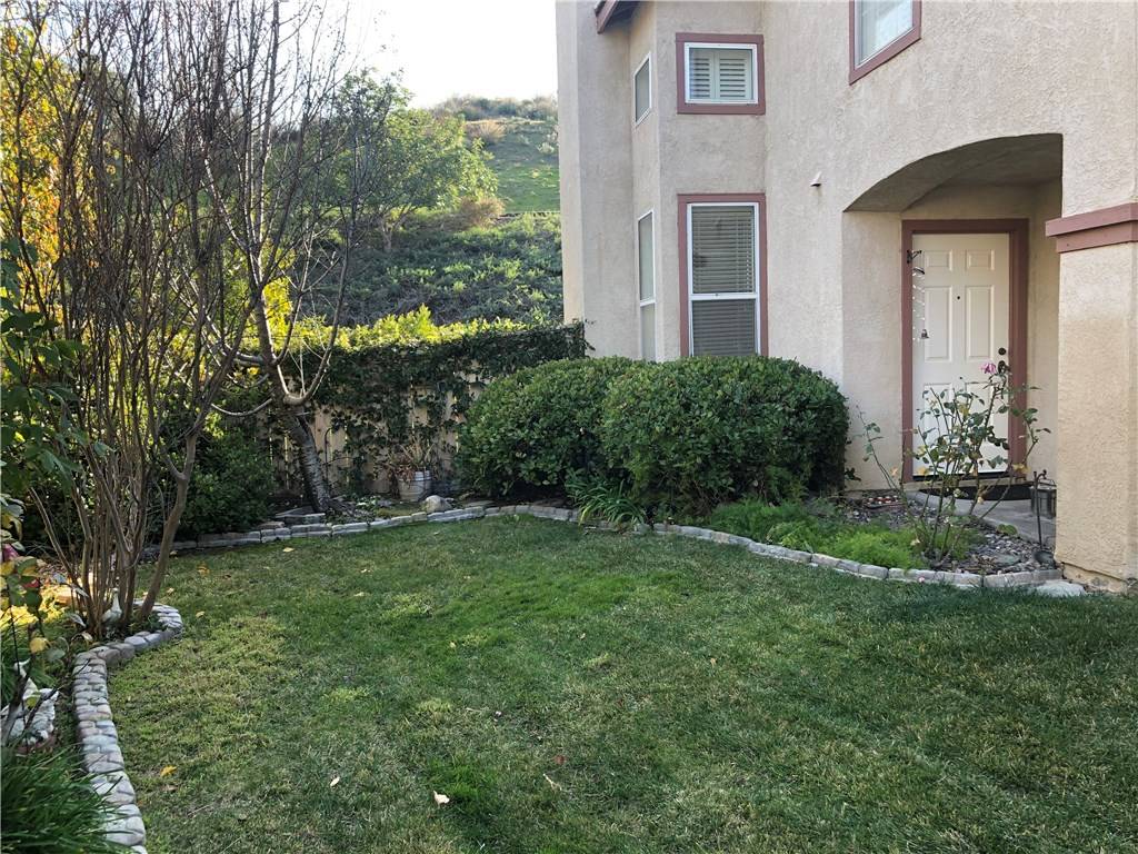 Canyon Country, CA 91351,20024 Egret PL