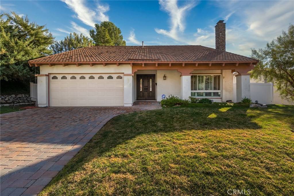 Canyon Country, CA 91387,15250 Lotusgarden DR