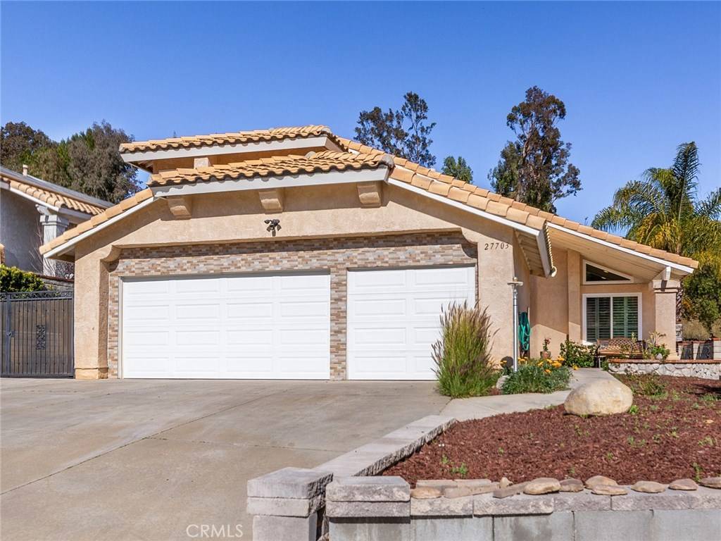 Castaic, CA 91384,27703 Firebrand DR