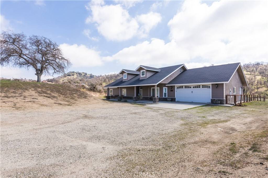 Tehachapi, CA 93561,19081 Mustang DR