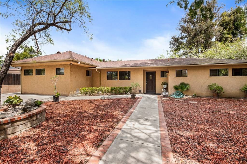 Thousand Oaks, CA 91360,747 Calle Pensamiento