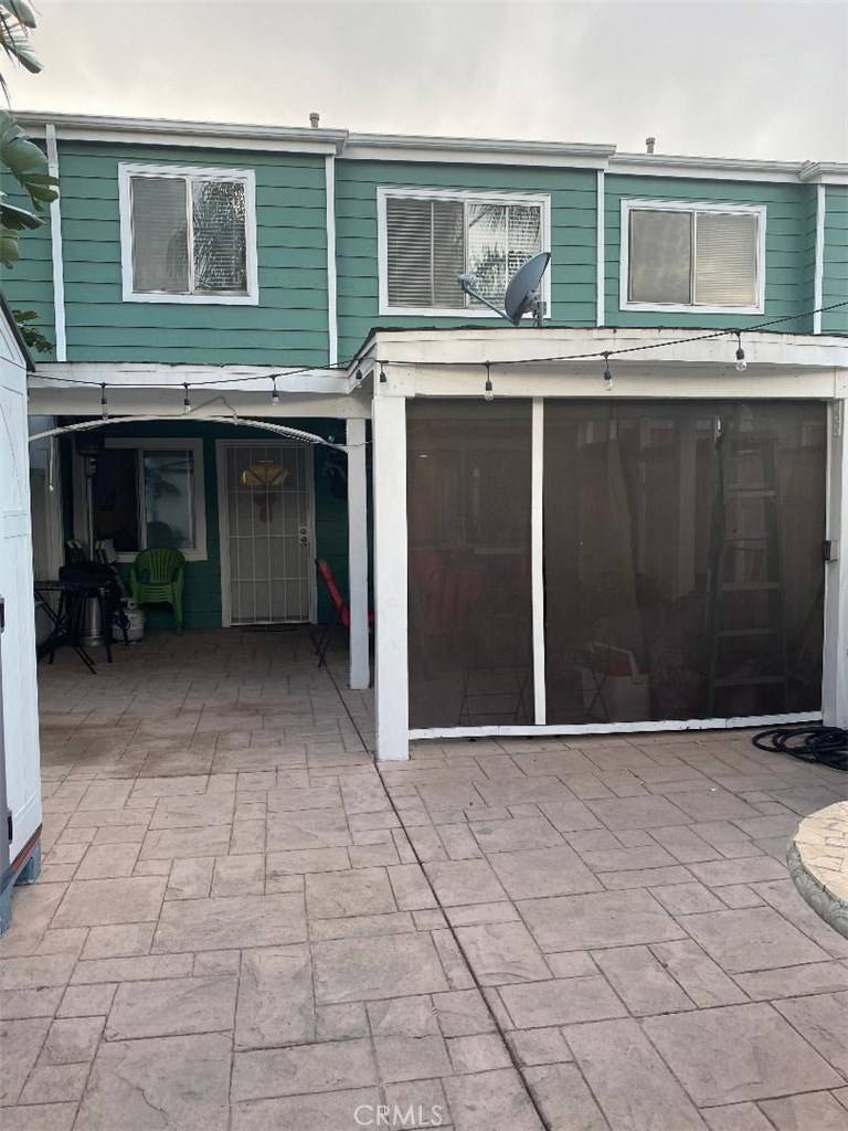 Sylmar, CA 91342,14141 Polk ST #25
